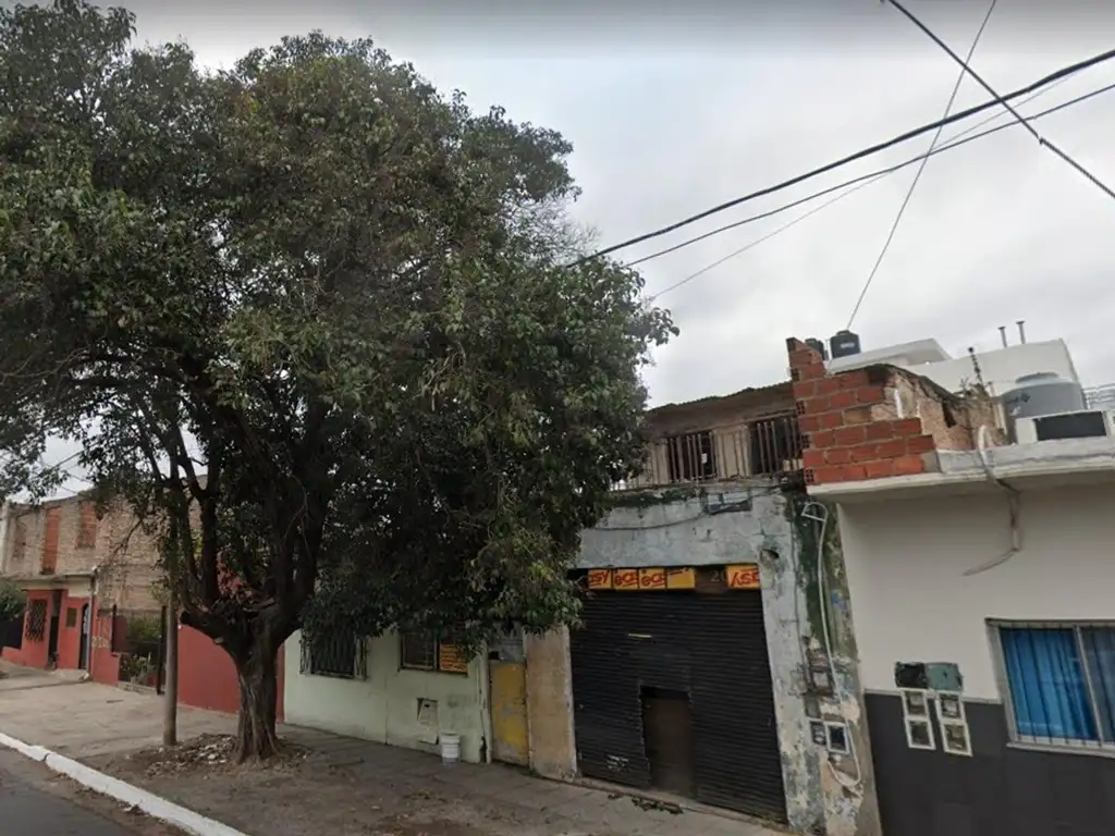 CASA / LOTE   10 X 20 SOBRE CALLE MADARIAGA (SAN JUSTO)