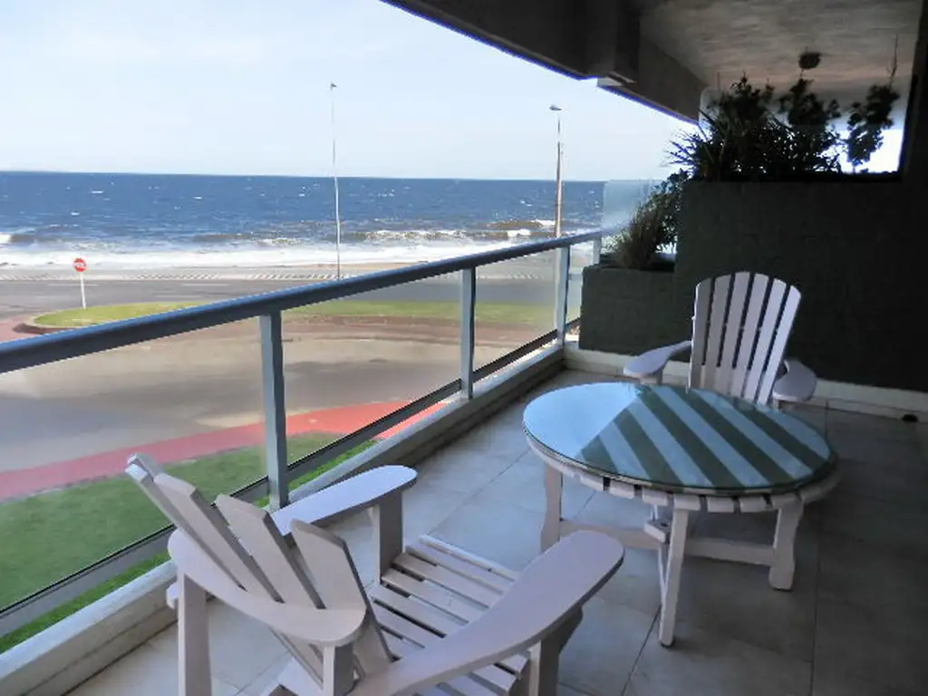 Departamento - Alquiler temporario - Uruguay, PUNTA DEL ESTE - CALLE 9 (La Salina) 101