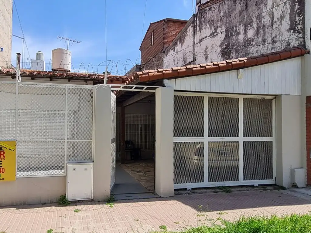 Casa - Venta - Argentina, Tres de Febrero - Dr J Jose Paso 400