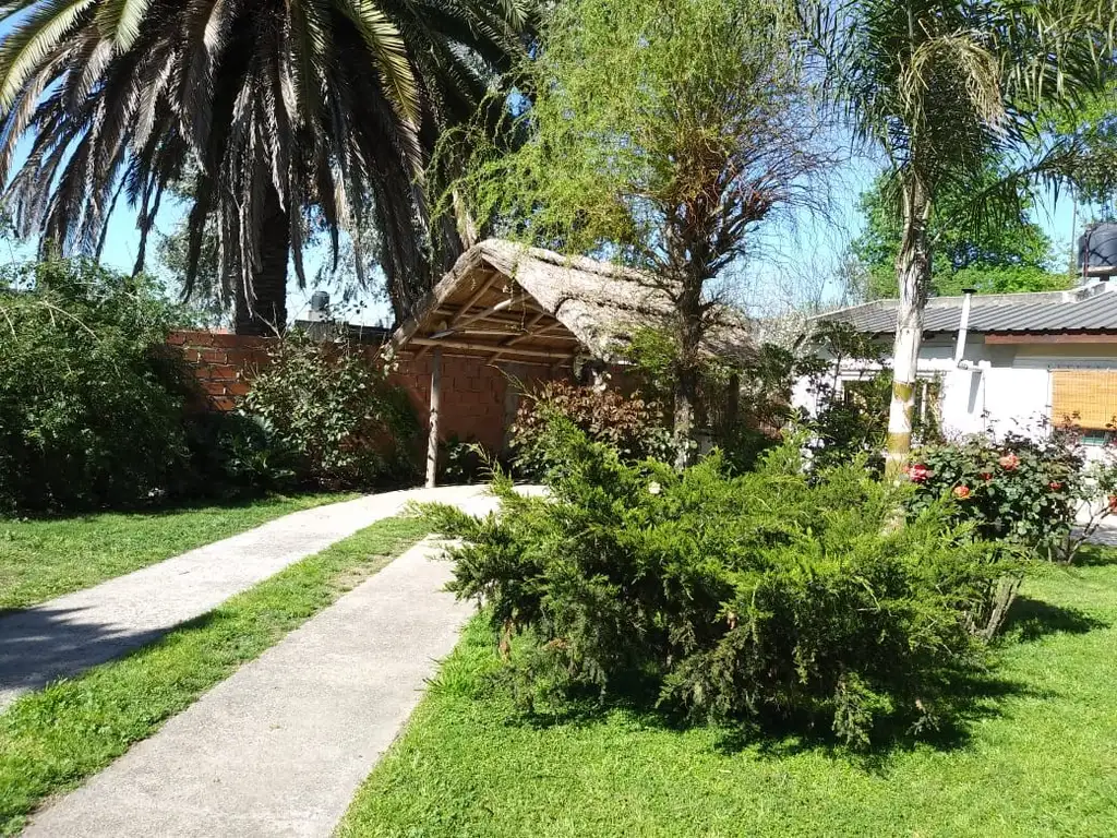 Casa en Gral.Rodríguez, Barrio "San Joaquin".