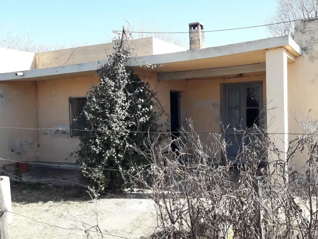 Venta Casa Precaria con 4333 mt2s.Terreno -