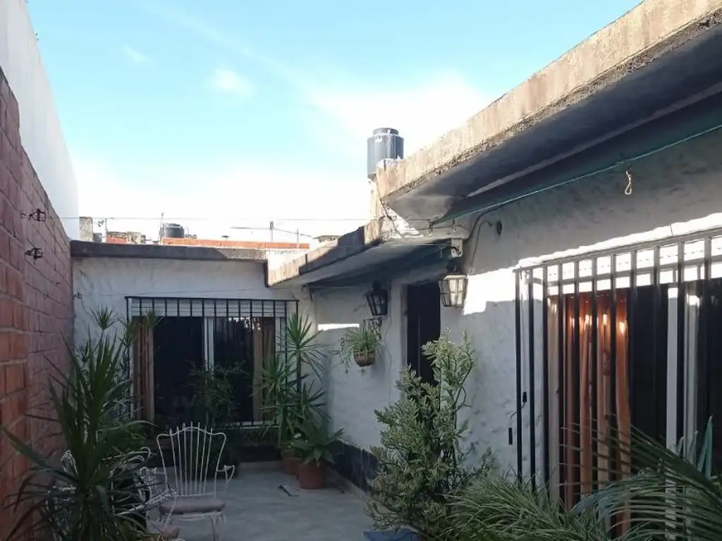 CASA EN VENTA BARRIO LUDUEÑA