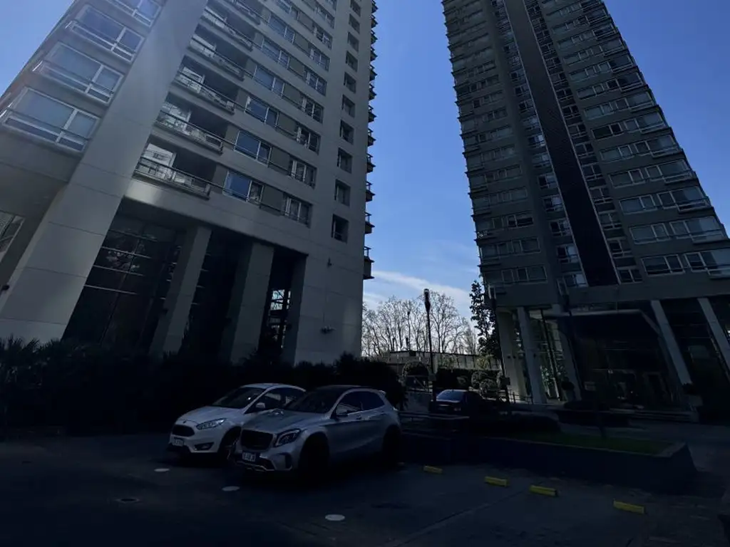 Venta Departamento 4 ambientes en Le Parc Puerto Madero