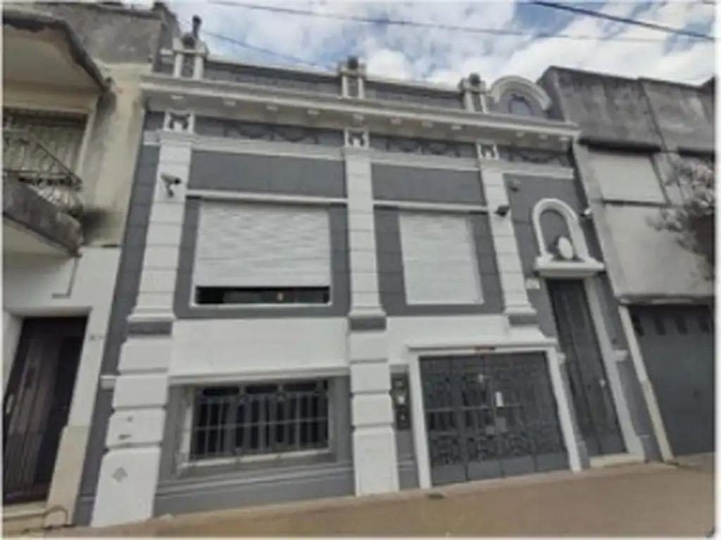 Casa en Venta en La Plata [Cod: ]