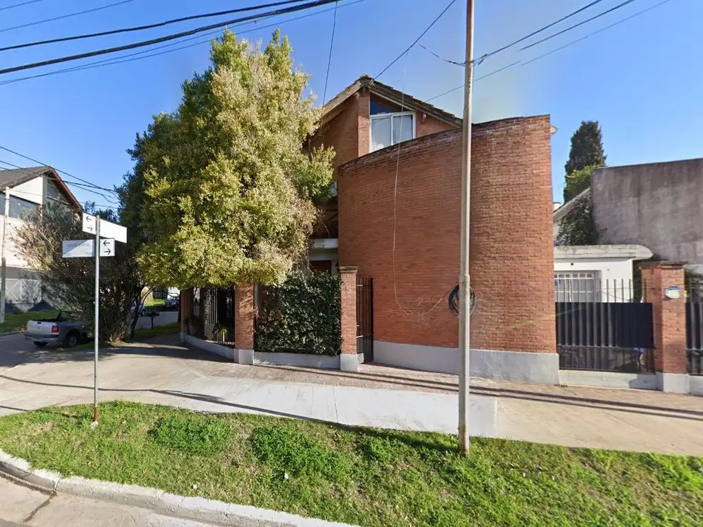 Casa - Venta - Argentina, CIUDAD JARDIN - CURTIS 7500