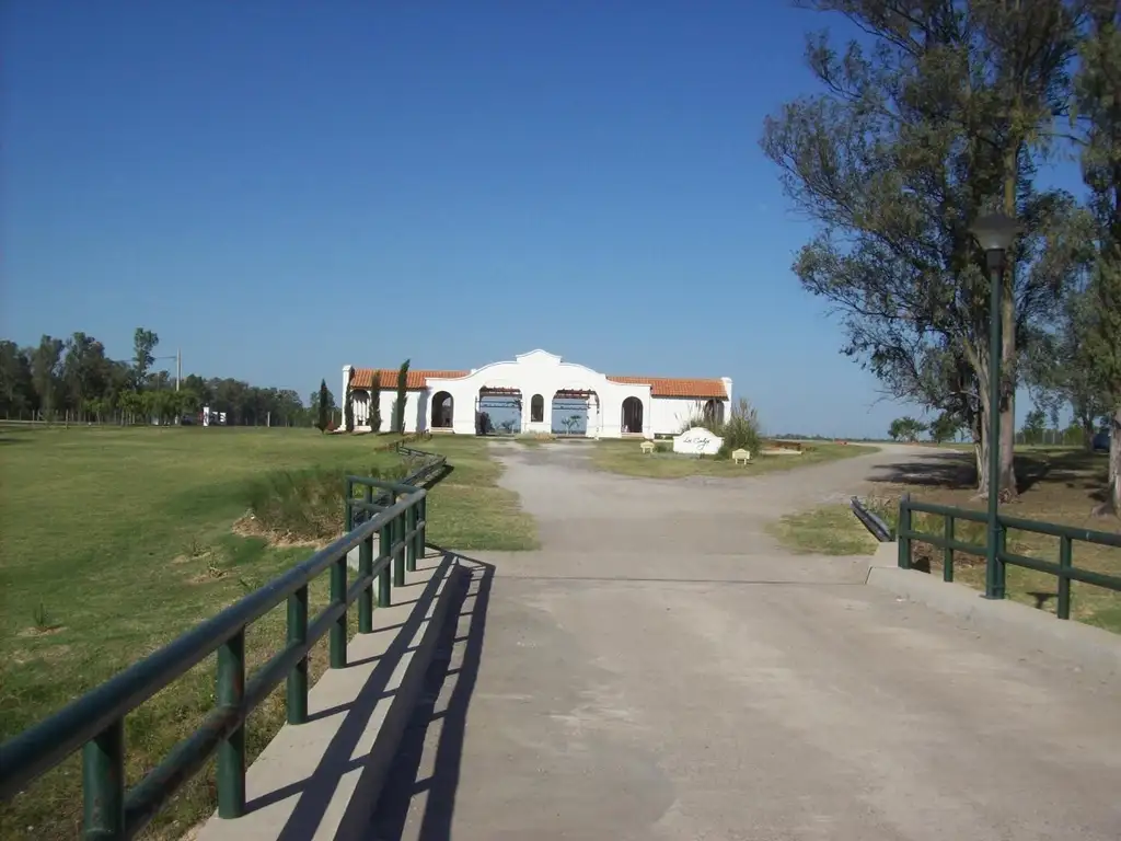 Terreno en Chacras del Rincón Timbúes. Permuto Departamento