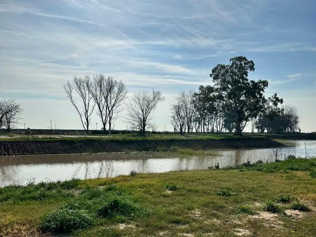 BARRIO CERRADO SANTA CLARA AL SUR