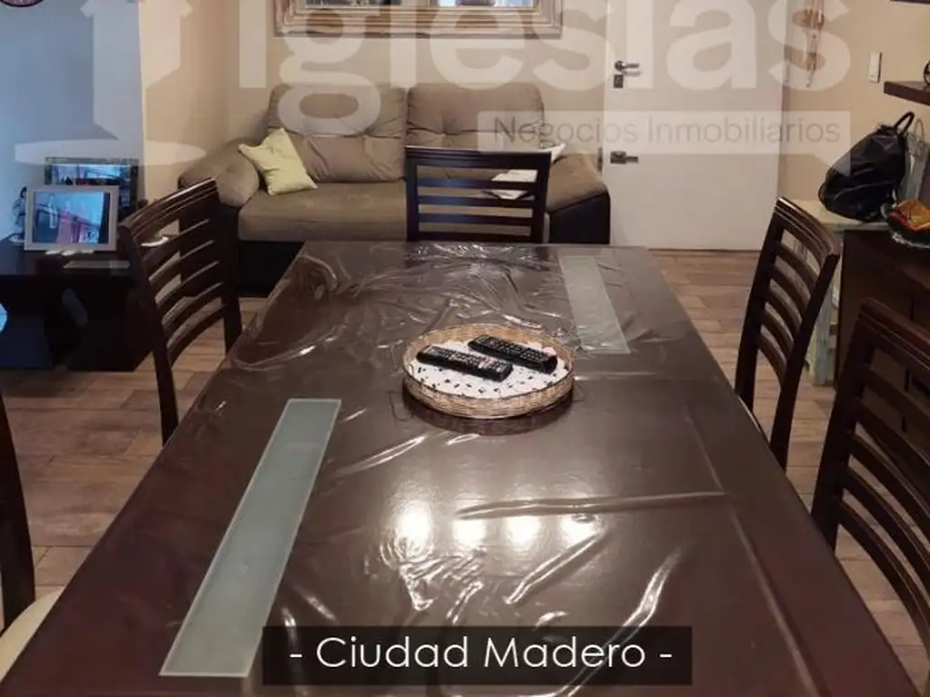 Departamento en venta de 3 dormitorios c/ cochera en Ciudad Madero