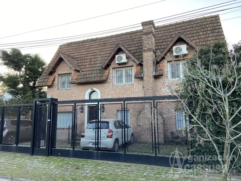 Casa Venta  - La Horqueta - Lomas de San Isidro