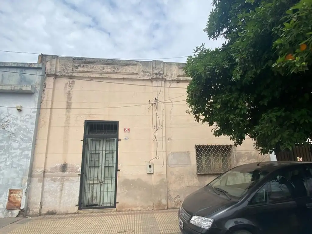 VENTA CASA A REFACCIONAR