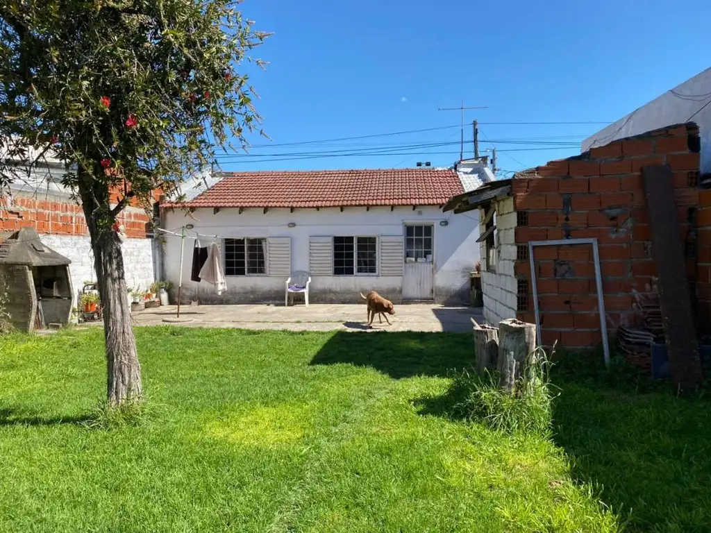 23 entre 523 y 524, Casa en Venta, La Plata.-