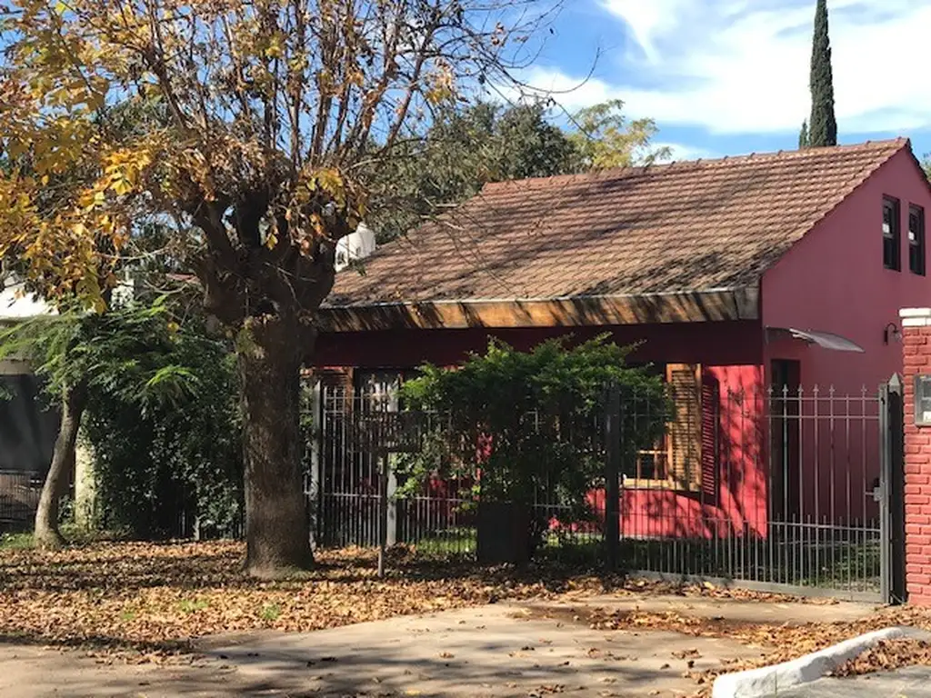 Oportunidad! Linda propiedad en Venta en Barrio Parque El Rocio