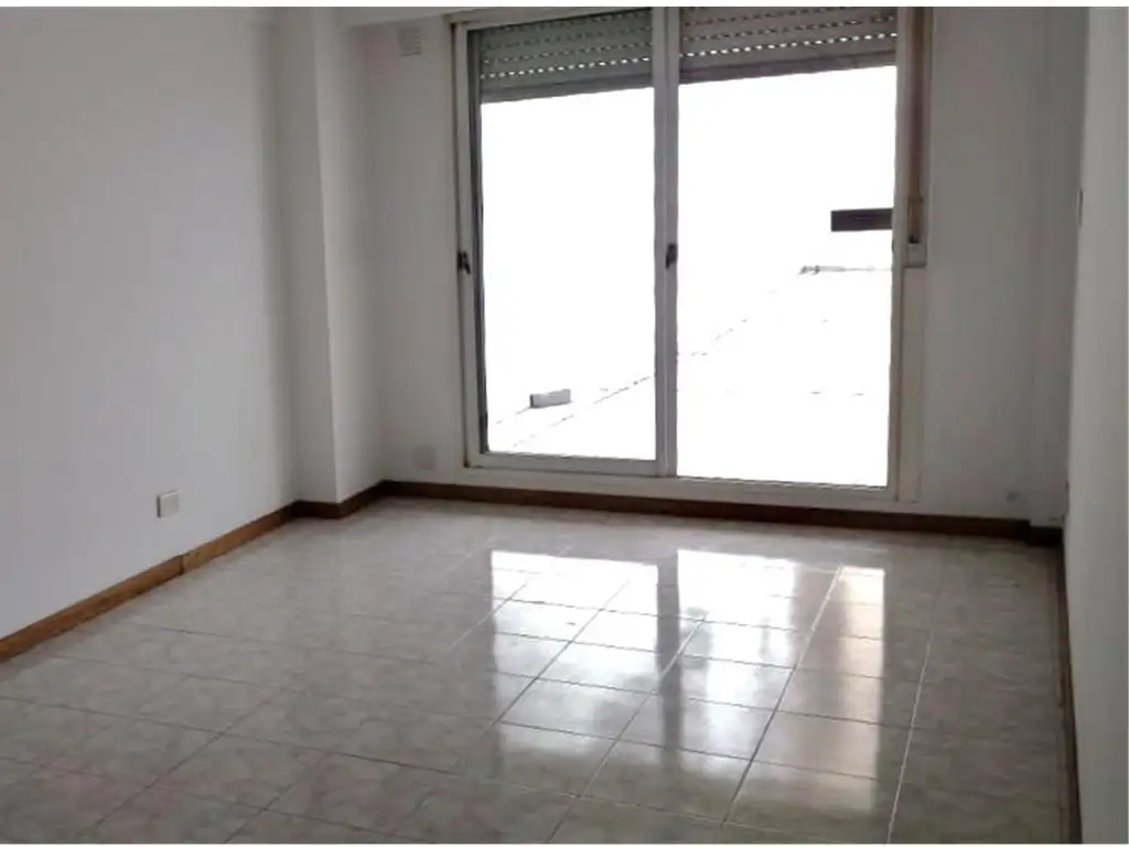 Venta depto. 2 ambientes -  FLORESTA