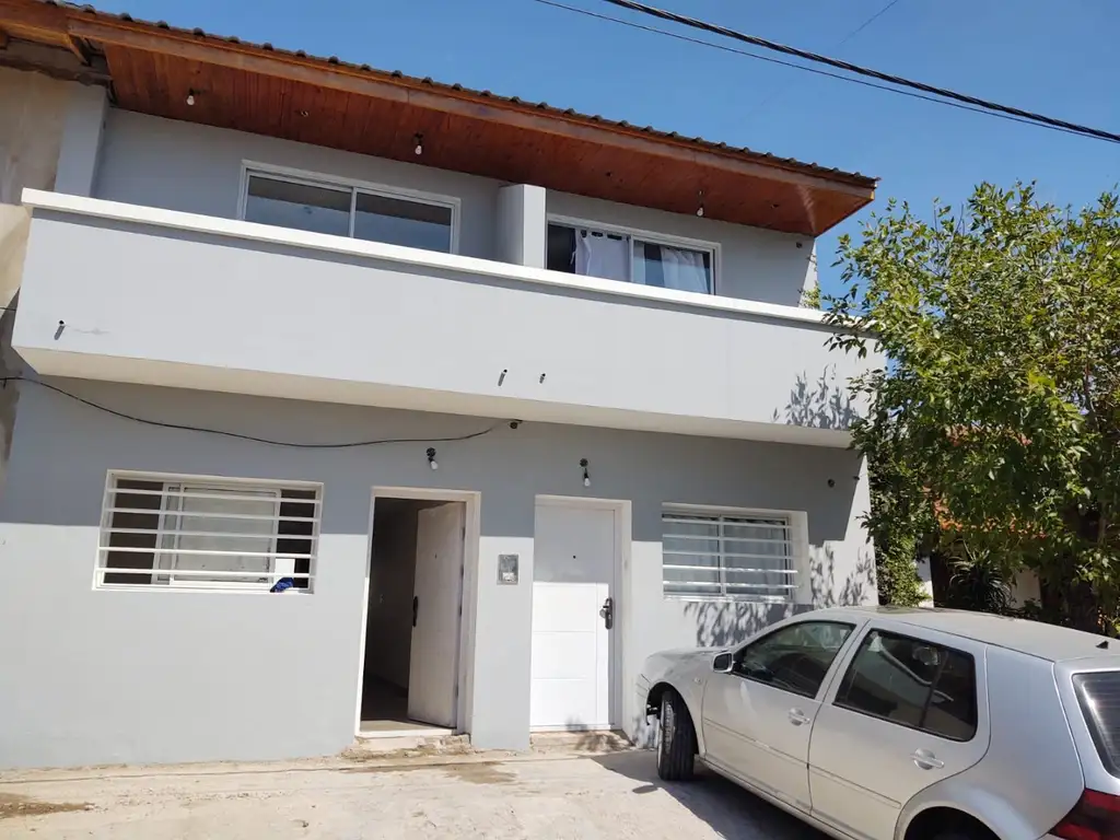 PRECIOSO DUPLEX CON PATIO (OPORTUNIDAD)