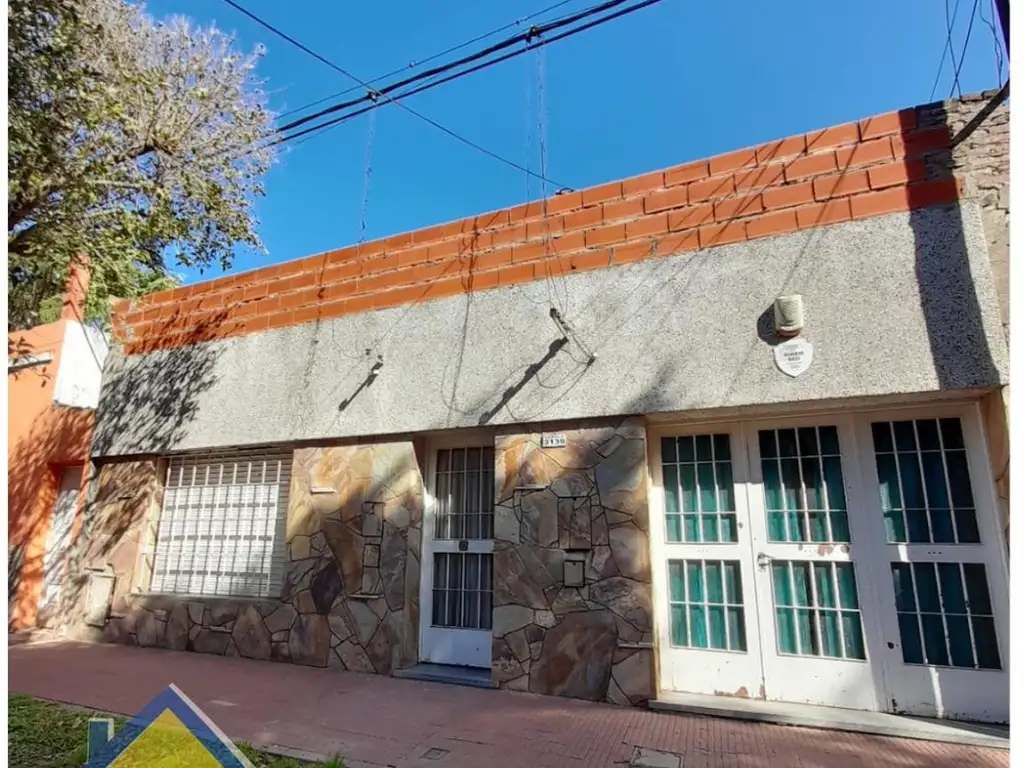 Casa al fente , 2 dormitorios en venta