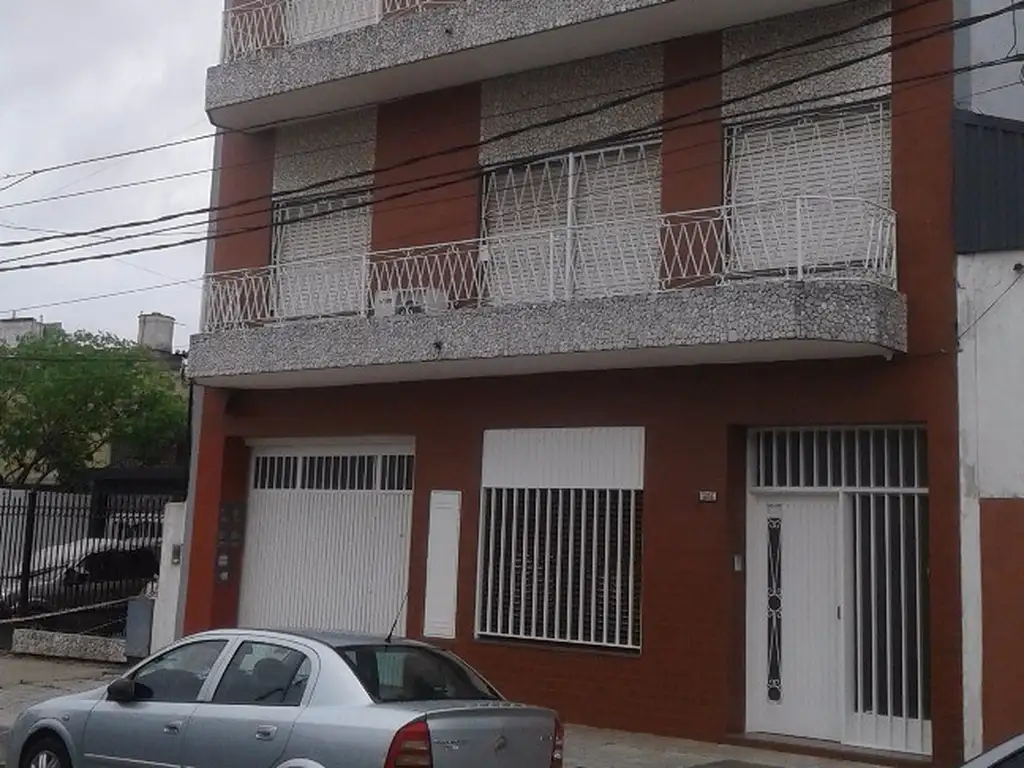 PISO EN VENTA 3 DORMITORIOS- CIUDADELA