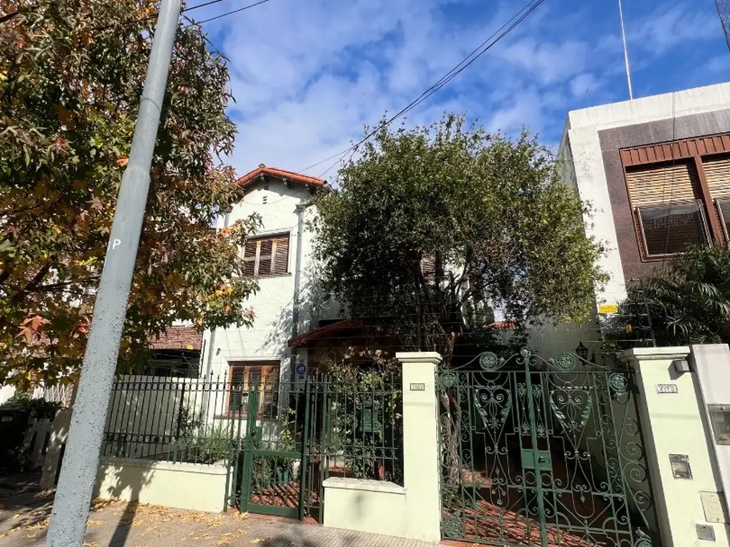 Casa Única en el Corazón de Villa Devoto