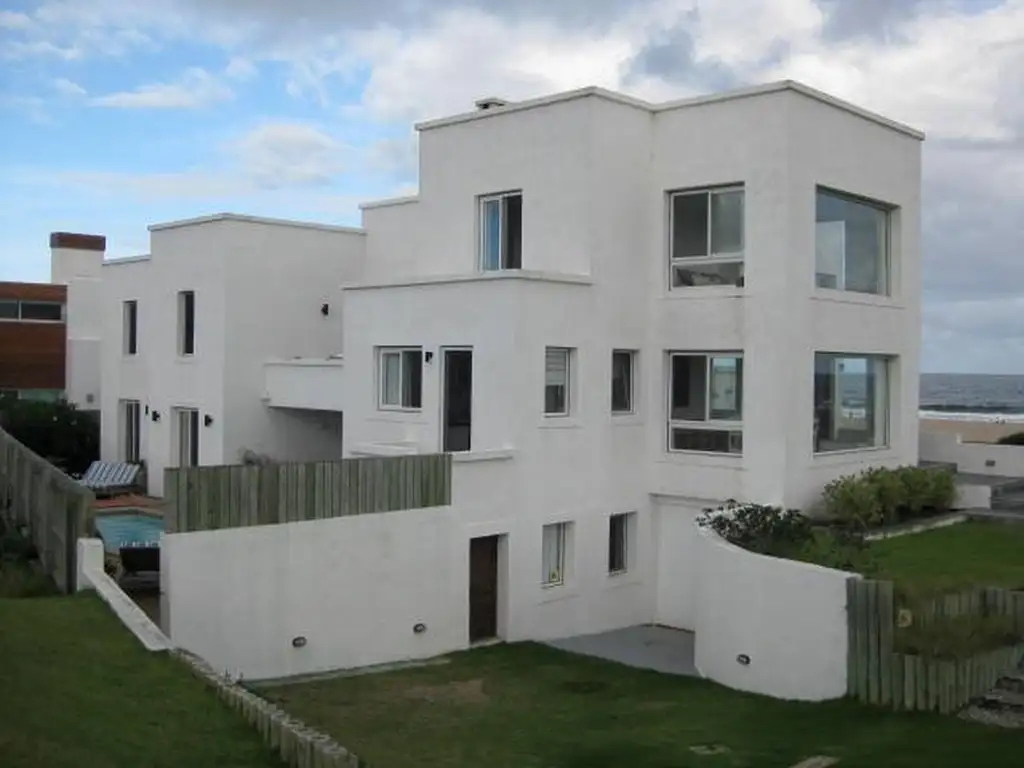 Casa - Alquiler temporario - Uruguay, LA BARRA