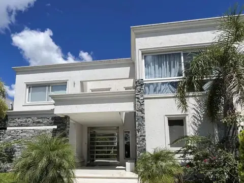 Casa Chalet  en Alq. Temporario en Los Alisos, Nordelta, Tigre