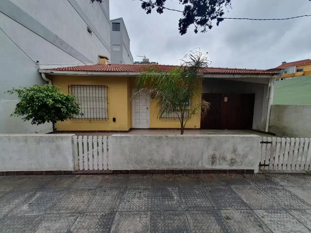 2 casas de 2 y 3 ambientes con gas natural ! (140274)