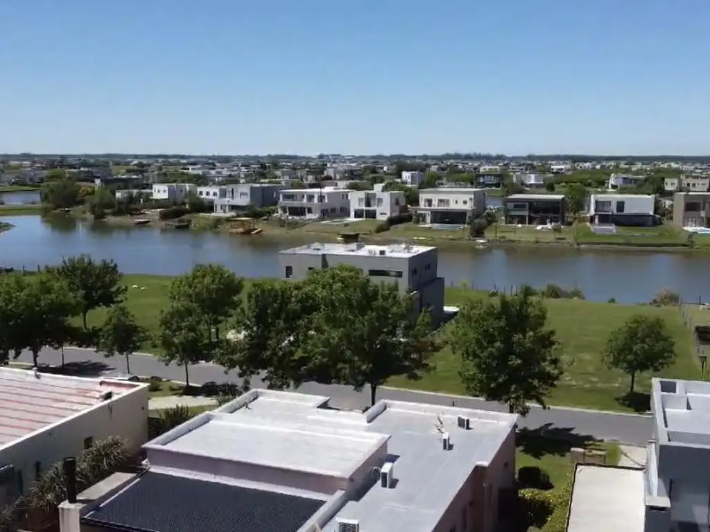 Lote en Barrio Marinas, Puertos del Lago