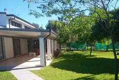 Casa en Venta en La Plata [Cod: 1164-8355]