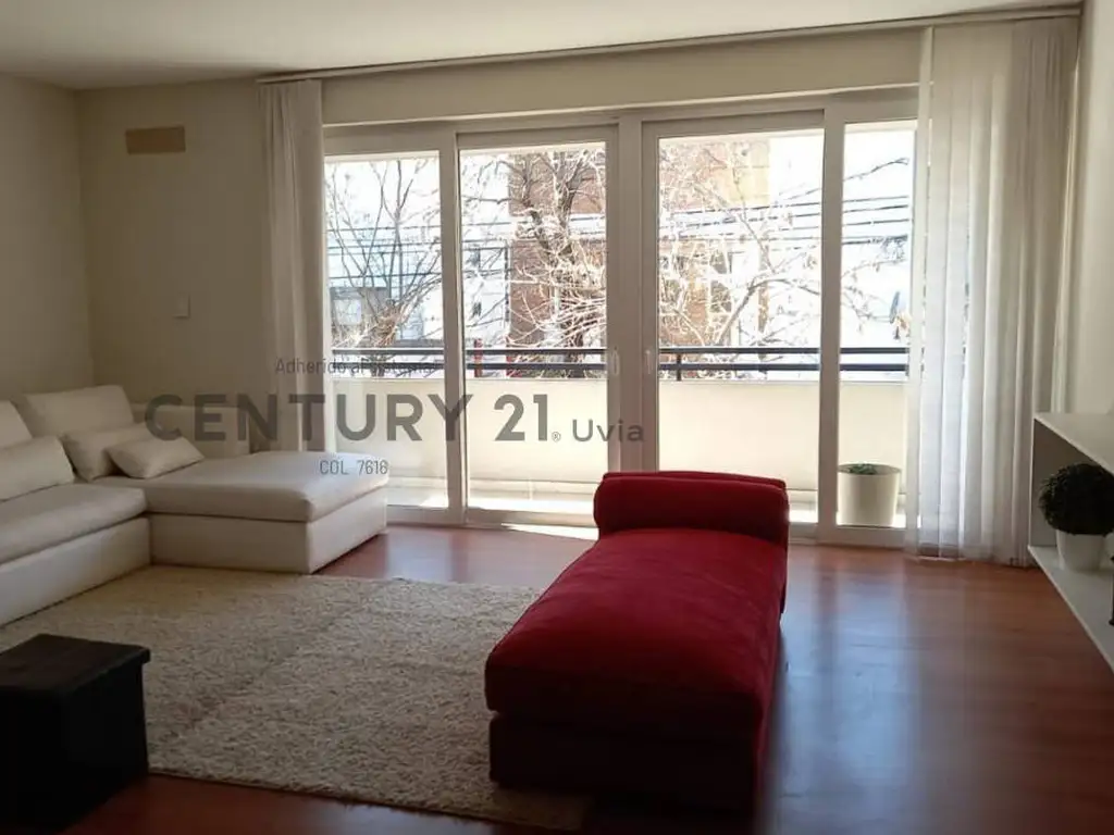 Semipiso en venta, La plata . 14 entre 42 y 43 .-