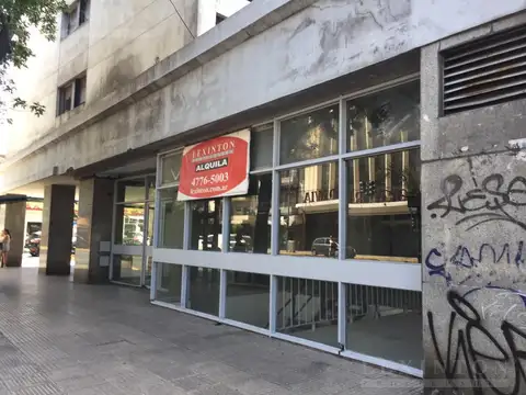 LOCAL SOBRE AVENIDA - FRENTE 12mts - 450mts - PLANTA LIBRE - IDEAL BANCO - SUPERMERCADO - GYM - Foto 0