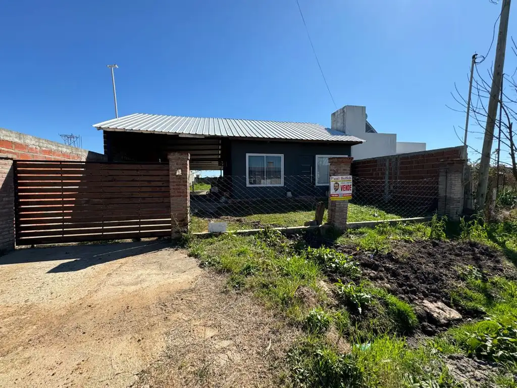 Vendo Casa con pileta en San Justo, Entre Ríos.