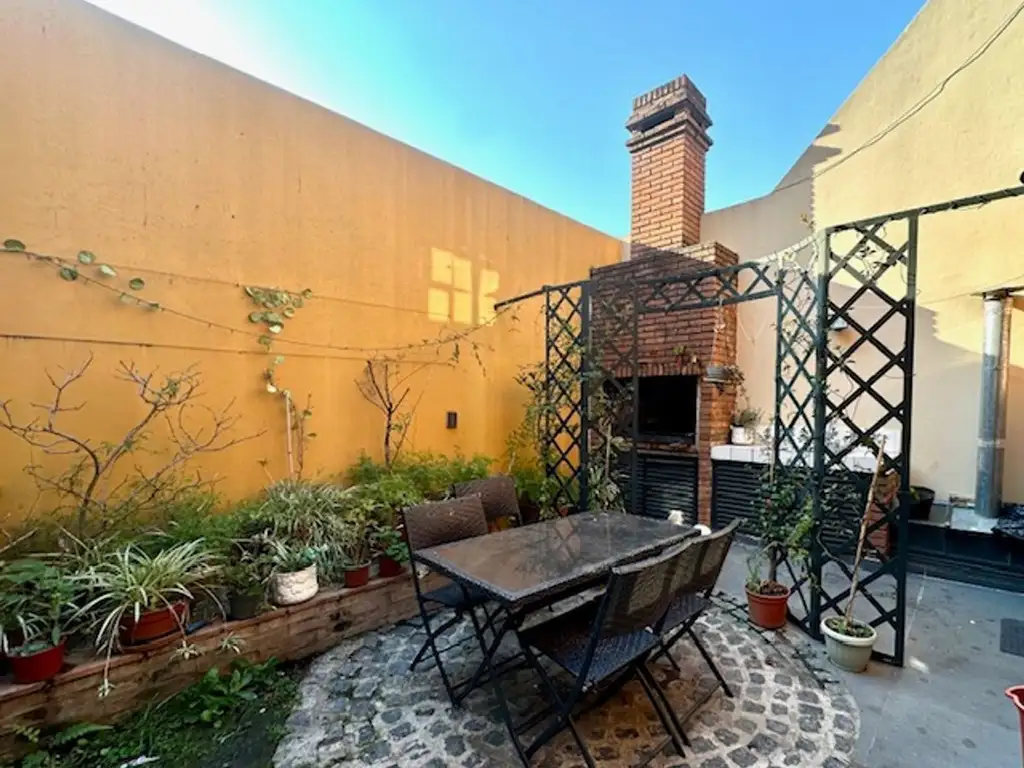 Venta PH tipo Casa Coghlan, 7 amb Parrilla,Cochera