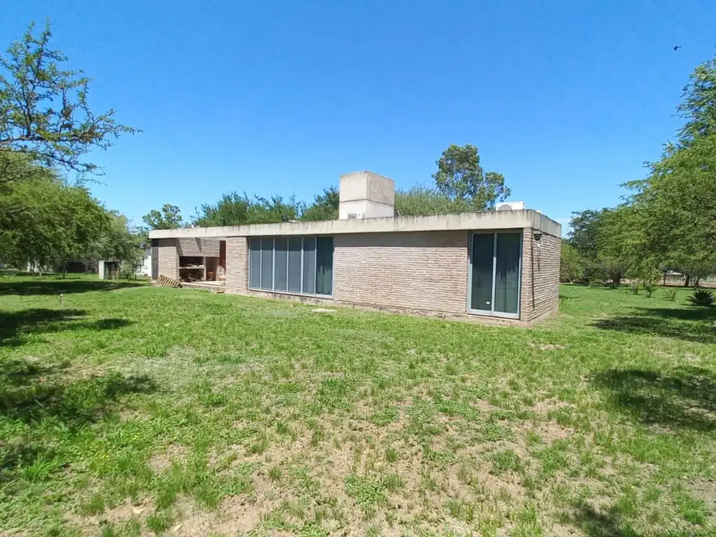 Casa a la venta en Comuna de San Roque. (C241)