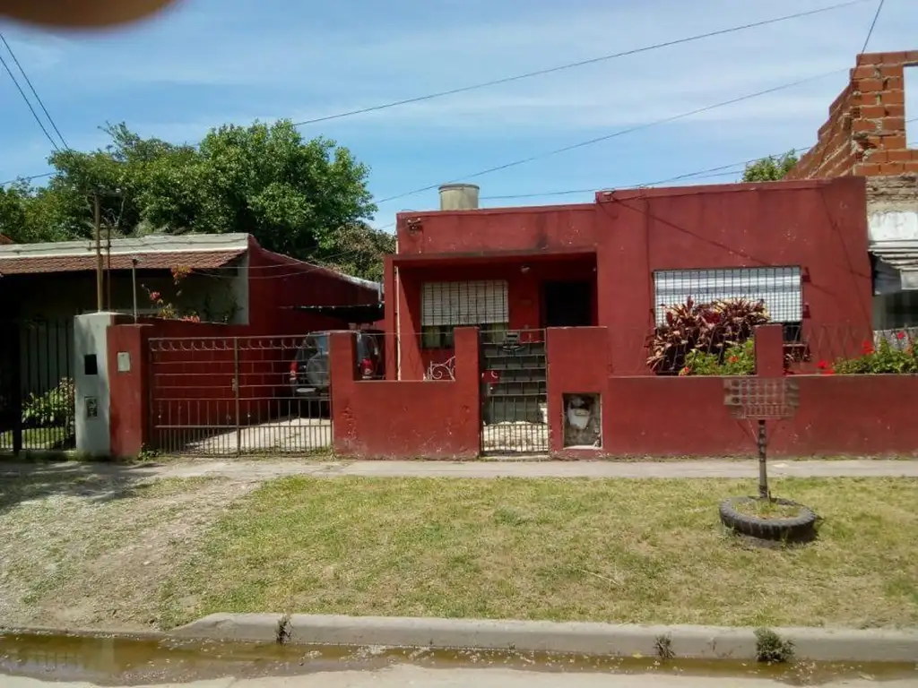 CASA EN MAGNIFICA UBICACION