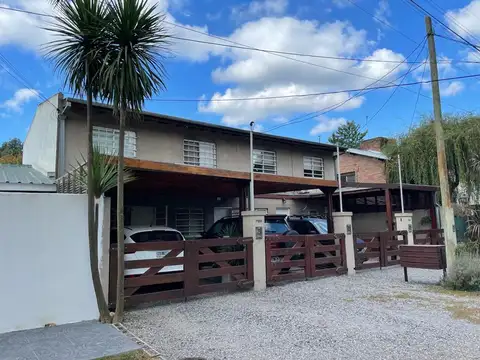 Venta de casa dúplex en Del Viso Pilar de 3 amb