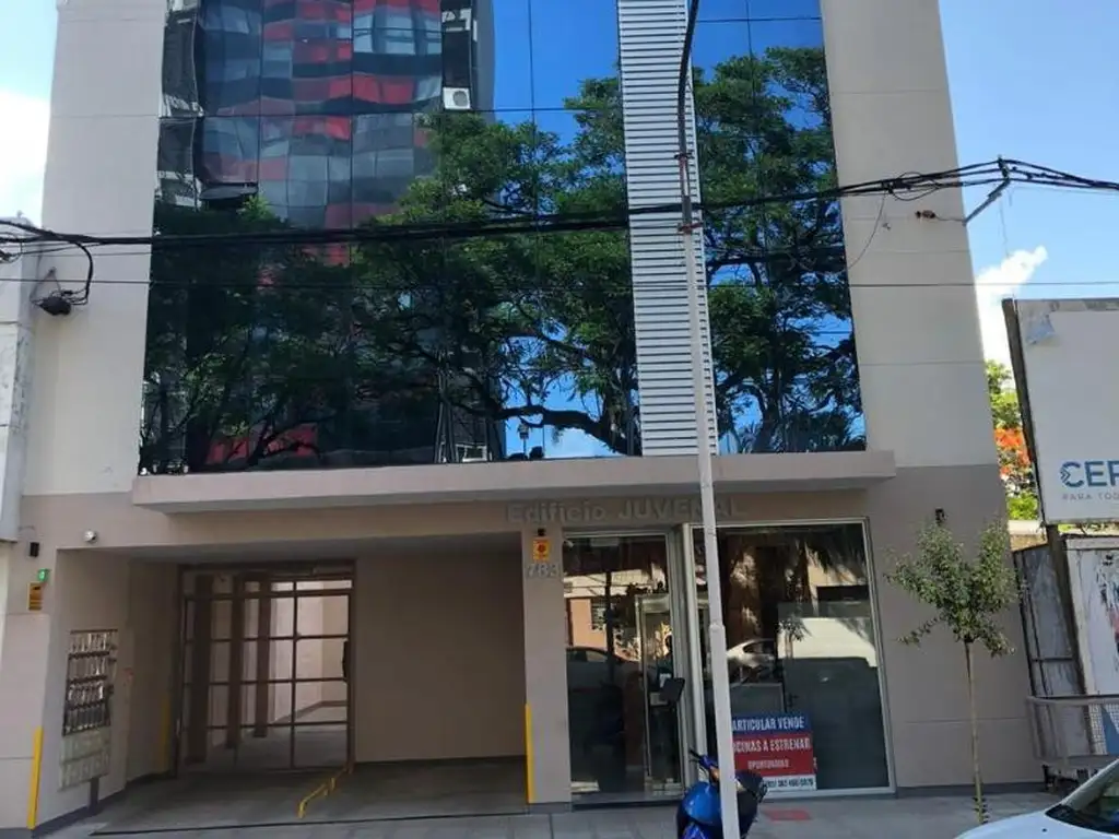 SE VENDE: AV. SARMIENTO 787. EDIFICIO JUVENAL