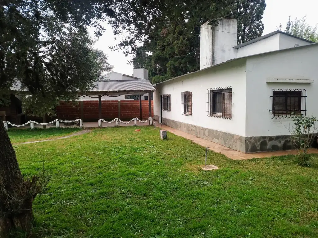 CASA QUINTA DE 3 AMBIENTES, LA LONJA PILAR