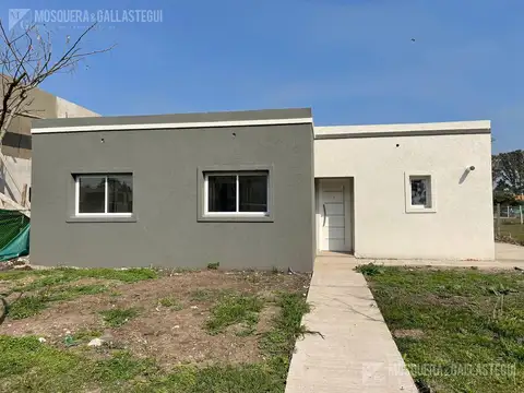 Casa en Santa Emilia, Pilar del Este - Foto 0