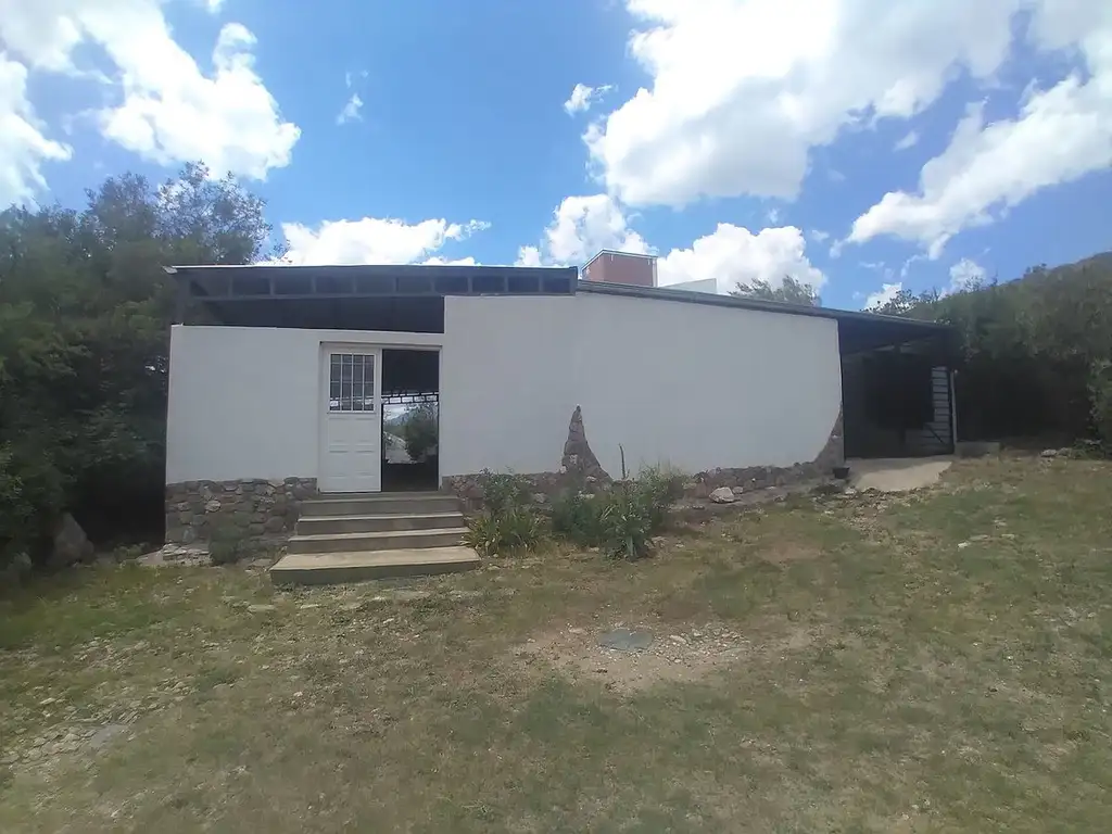 CASA EN VENTA EN VENTA EN LA SIERRA DE SAN LUIS