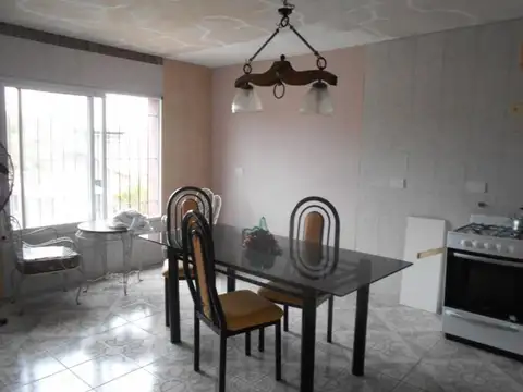 Oportunidad! 2 casas sobre un mismo terreno. Venta conjunta.