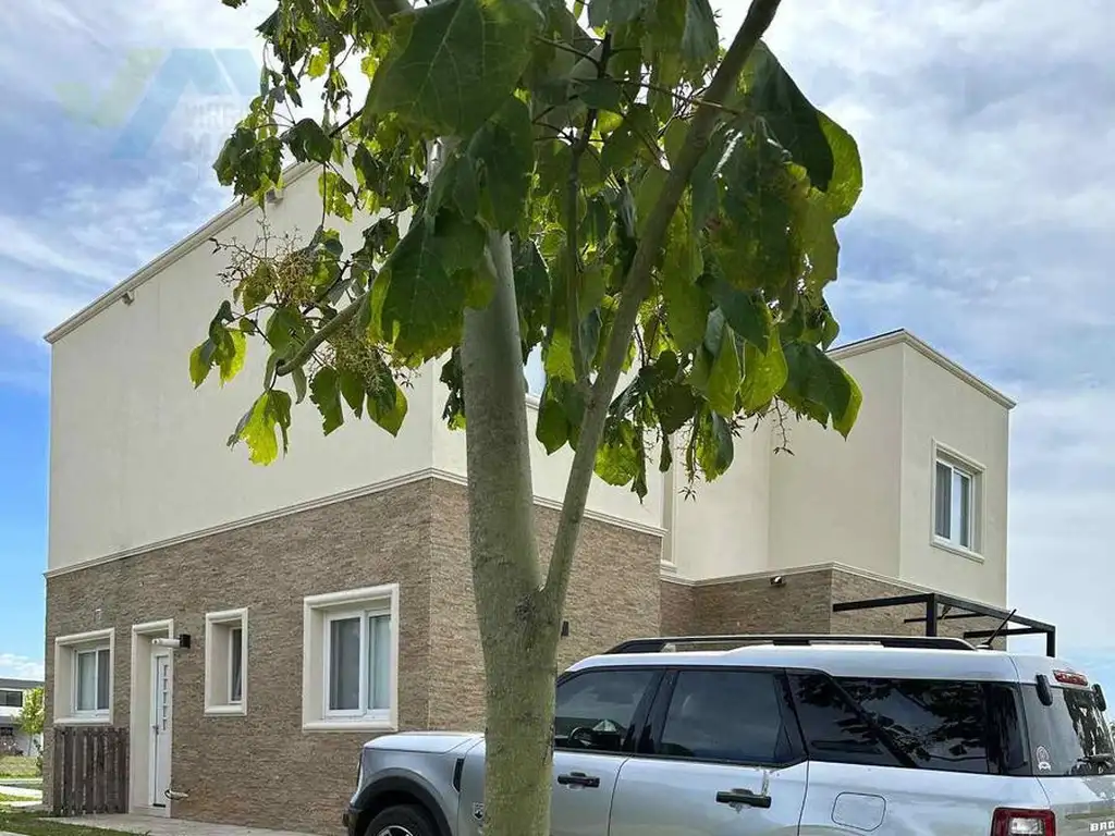 Casa en Puertos del Lago