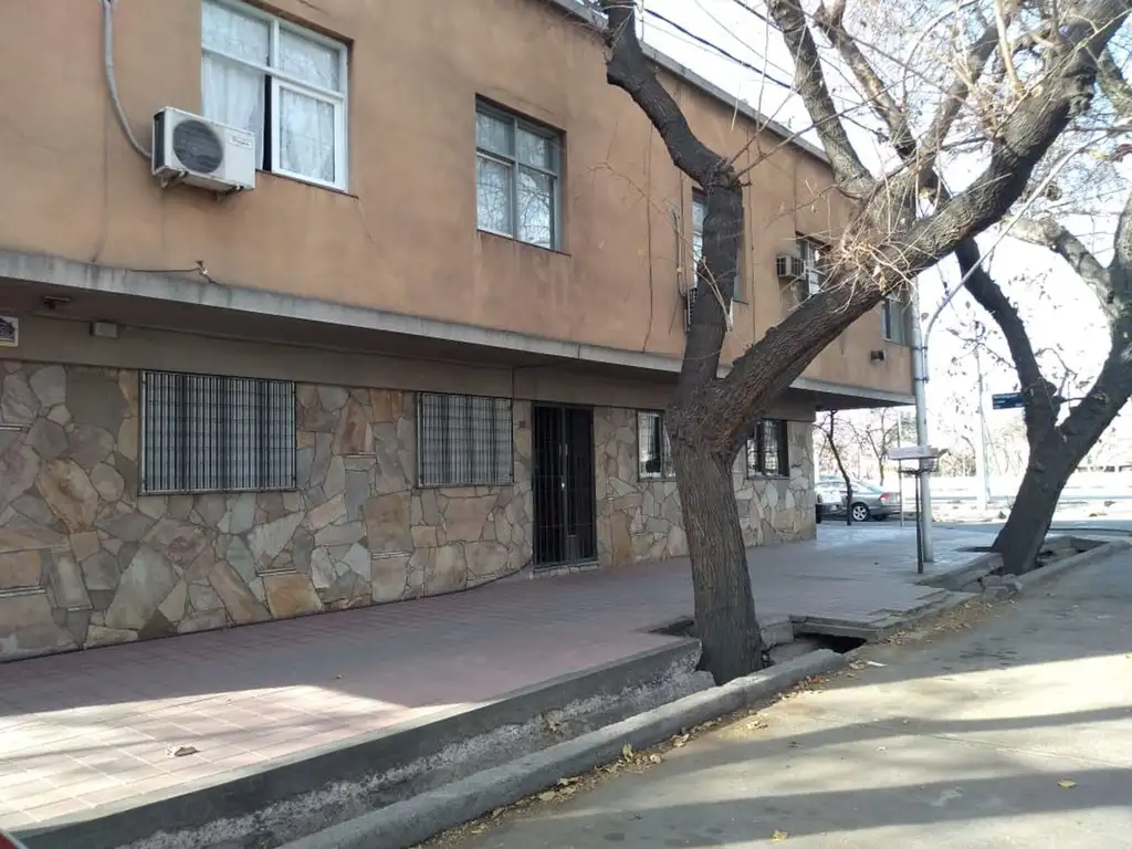 venta departamento tres ambientes en Mendoza