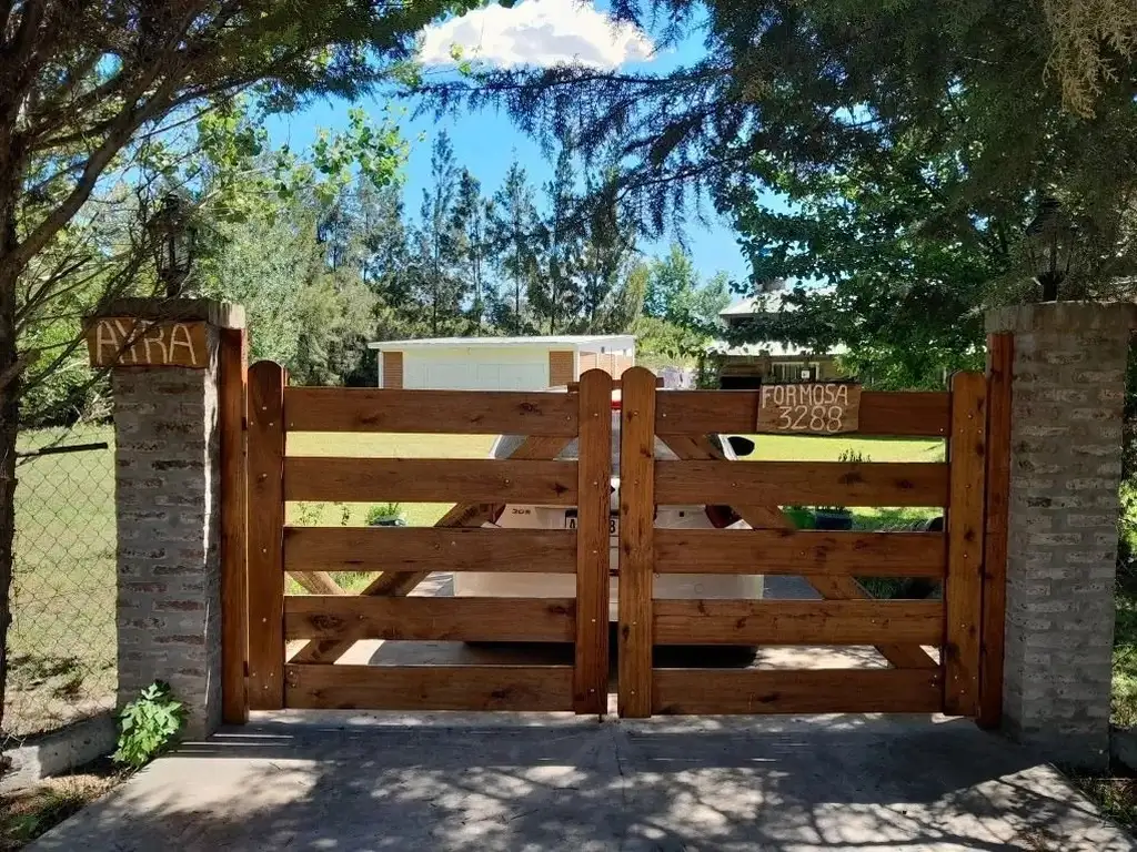 OPORTUNIDAD VENTA CASA QUINTA CON PISCINA EN LA REJA MOR