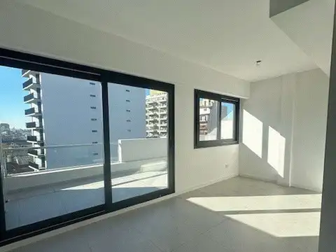 VENTA DE SEMIPISOS 3 AMBIENTES , AMPLIOS BALCONES , DOS HAB Y DOS BAÑOS