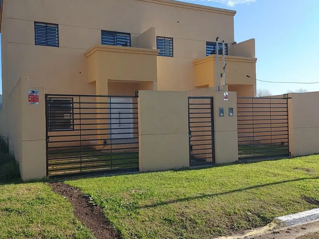 Casa - Venta - Argentina, Ezeiza - Roca 300