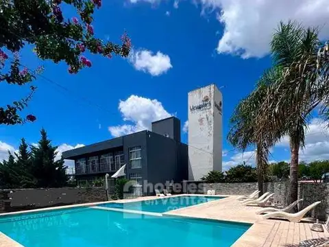 Apart Hotel en venta - 15 UN - próximo a las Termas de Colón