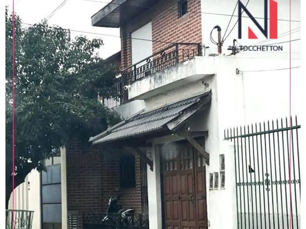 Casa de 4 amb en Venta en El Palomar