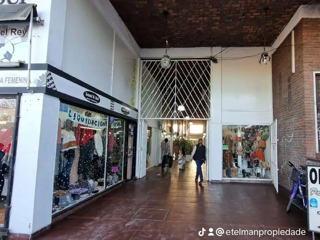 Venta de Local centro de Paso Del Rey, S. Del Carril 40