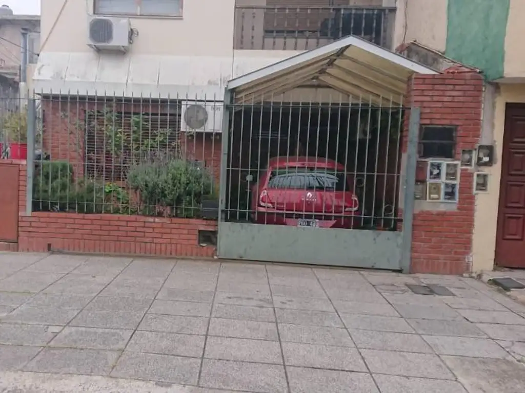 CASA EN PH DE 3 AMBIENTES EN VENTA