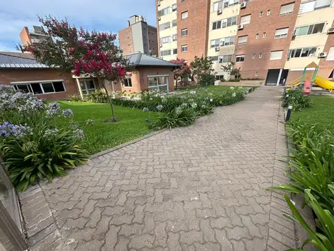 DUEÑO VENDE DEPARTAMENTO DE CALIDAD 4 DORMITORIOS CON EXCELENTES AMENITIES ITALIA AL 2000 ULANOVSKY