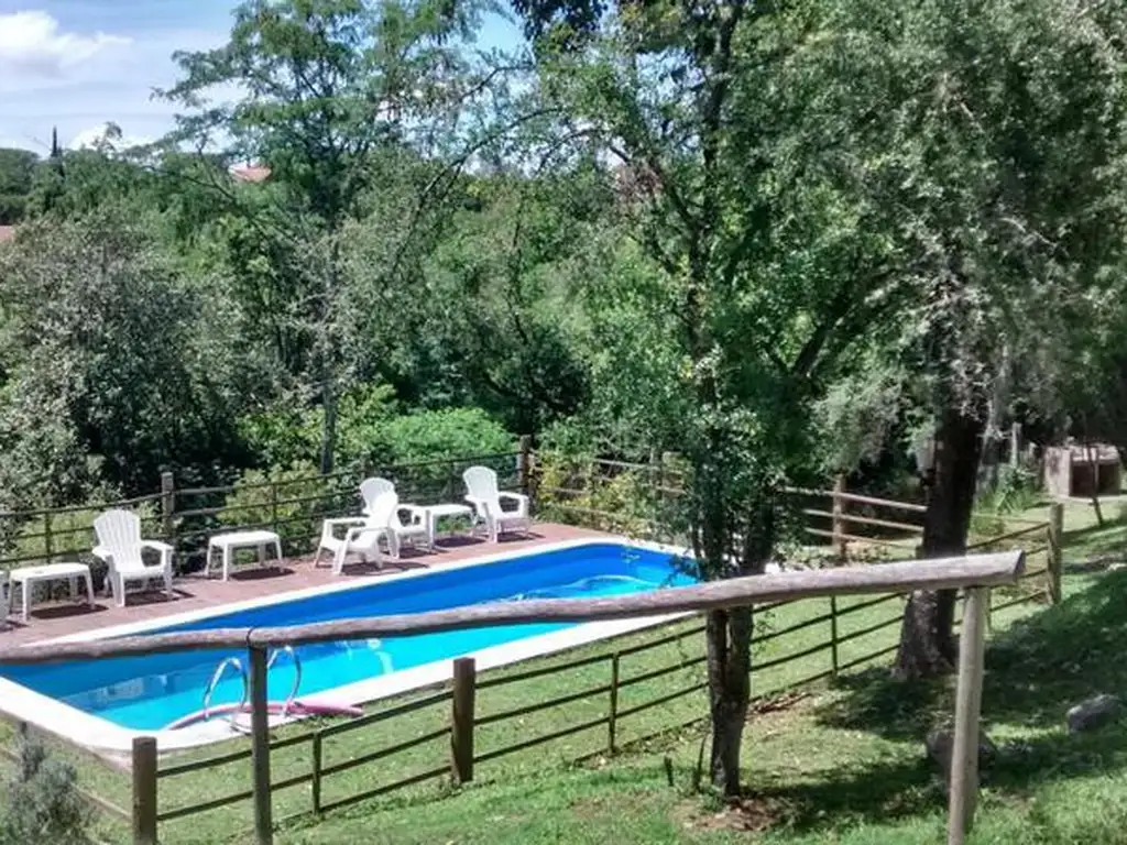 COMPLEJO DE 3 CABAÑAS. CON ESCRITURA Y PLANOS. VILLA LOS ALTOS. RIO CEBALLOS