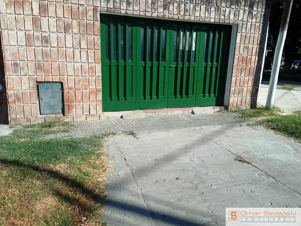 Casa en venta de 3 dormitorios c/ cochera en Matheu